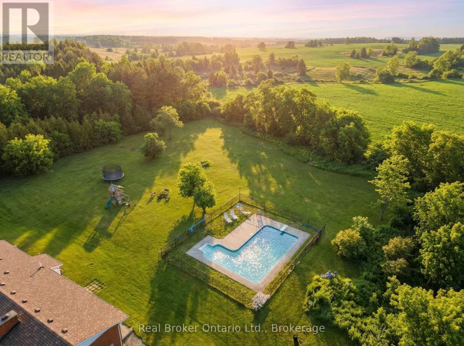 9639 Sideroad 27 Side Road, Erin, ON - Outdoor With View