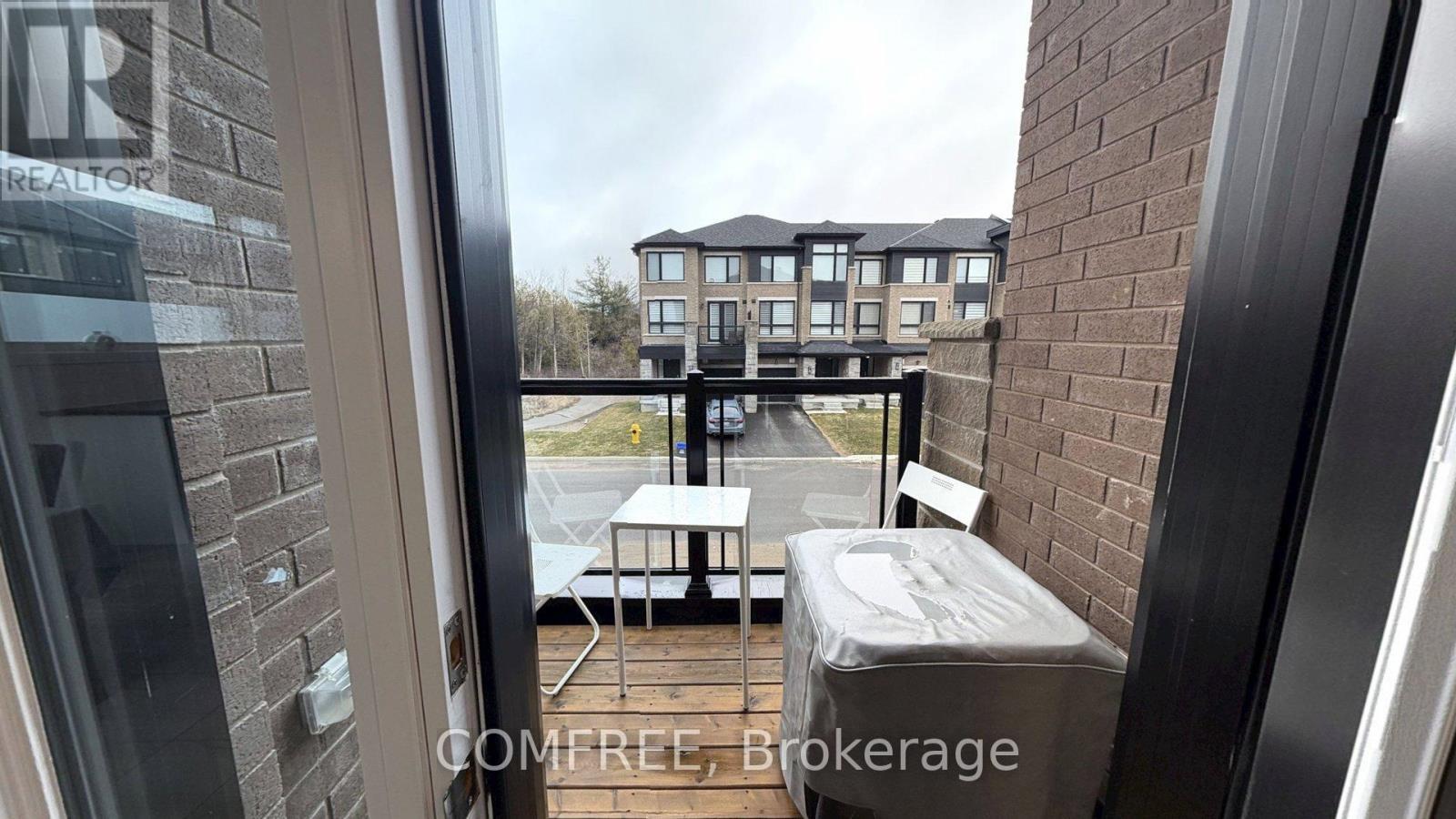1 Red Maple Lane, Barrie (Innis-Shore), ON - Outdoor With Exterior