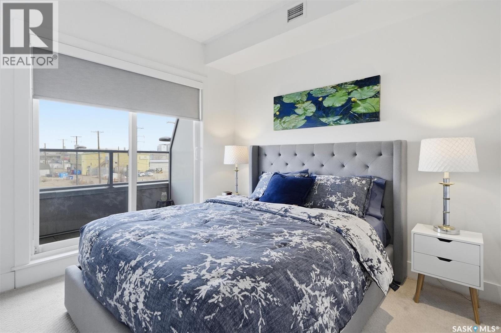 217 404 C Avenue S, Saskatoon, SK - Indoor Photo Showing Bedroom