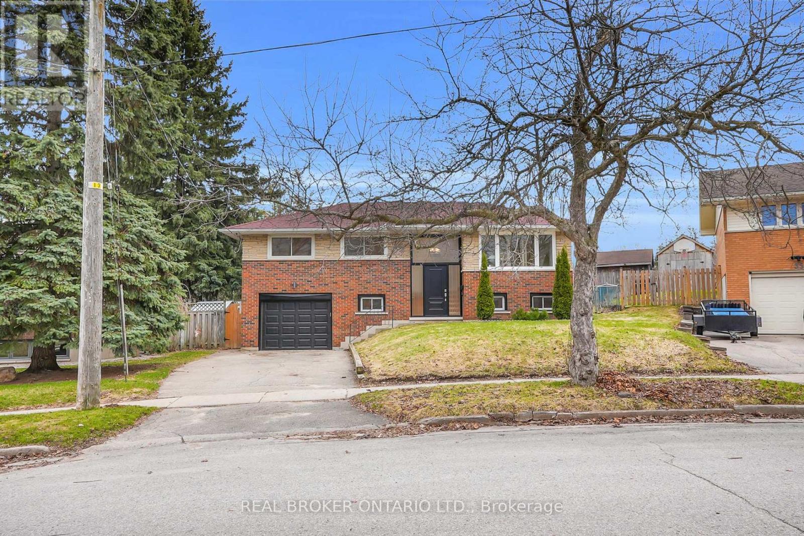 37 Nicklin Crescent, Guelph, ON - Outdoor