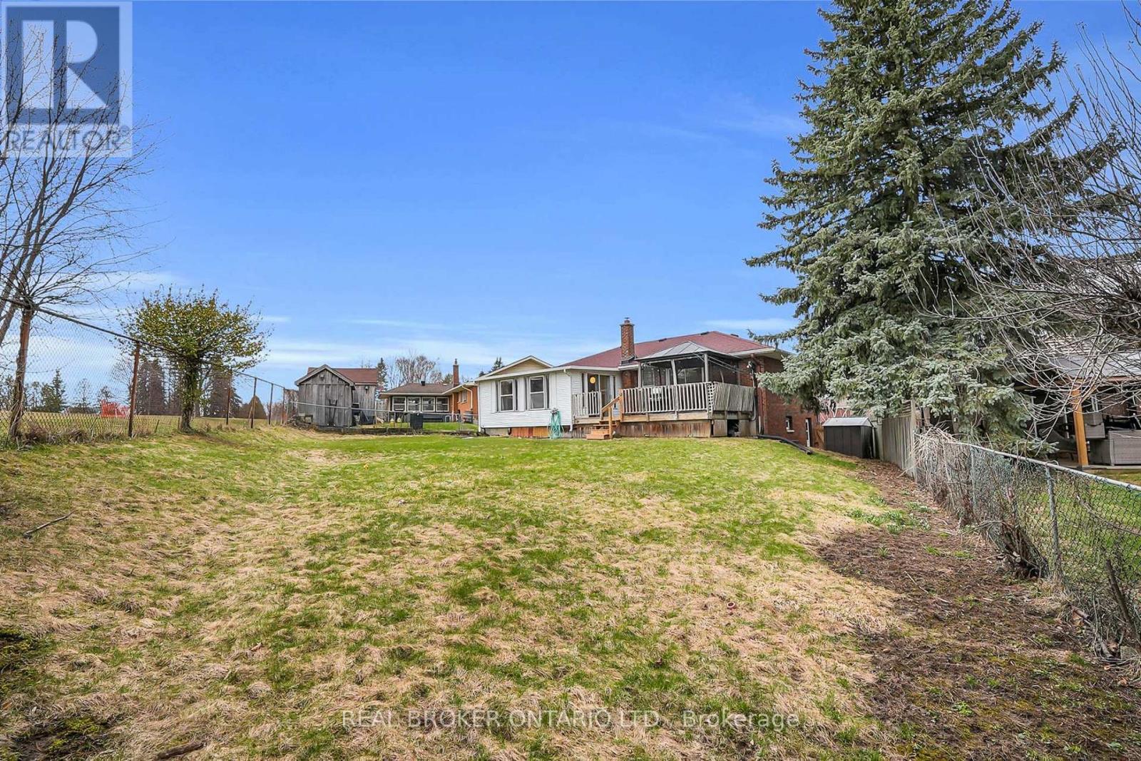 37 Nicklin Crescent, Guelph, ON - Outdoor