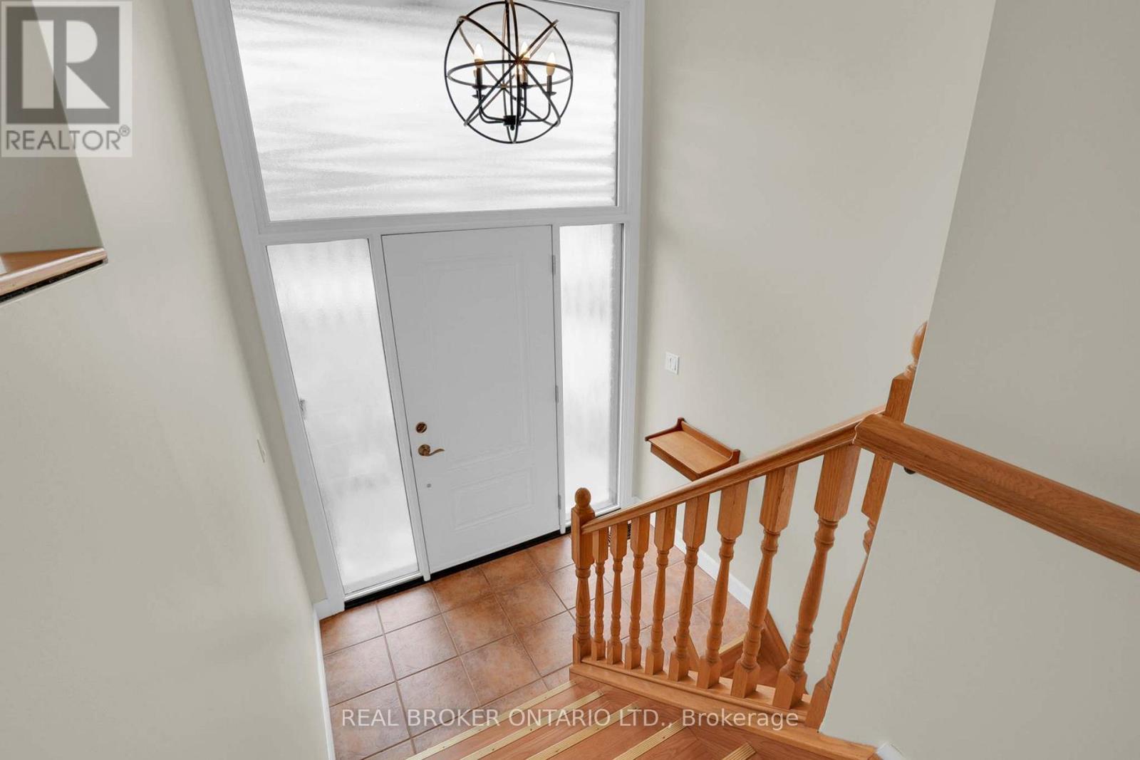 37 Nicklin Crescent, Guelph, ON - Indoor Photo Showing Other Room
