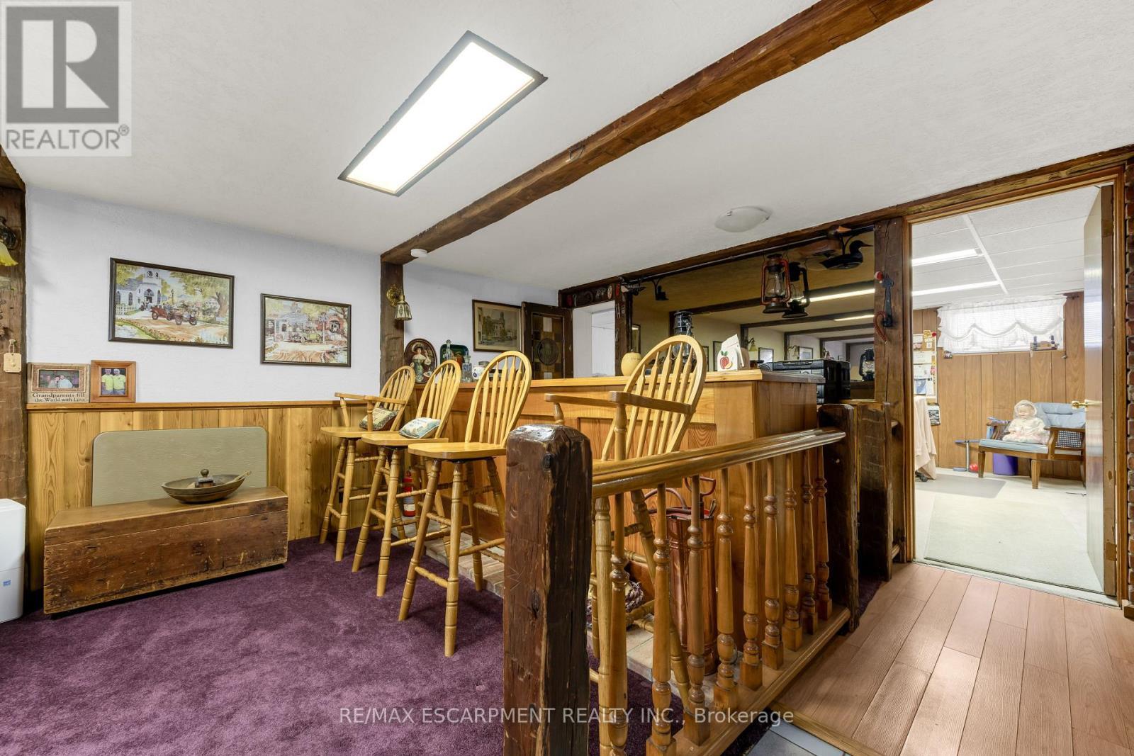 609 Green Mountain Road E, Hamilton, ON - Indoor Photo Showing Other Room