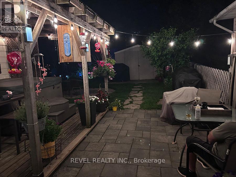 102 Century Hill Drive, Kitchener, ON - Indoor