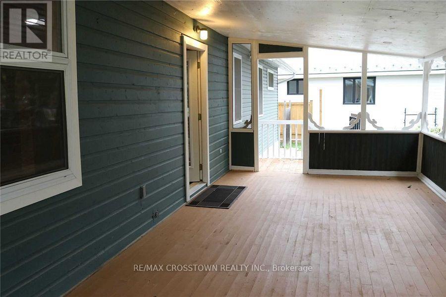 1056 Elm Road, Innisfil, ON - Photo Showing Other Room