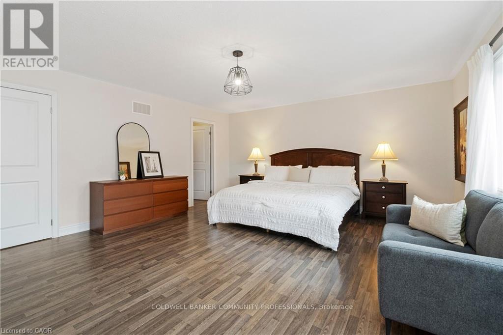 4 Macbean Crescent, Hamilton, ON - Indoor Photo Showing Bedroom