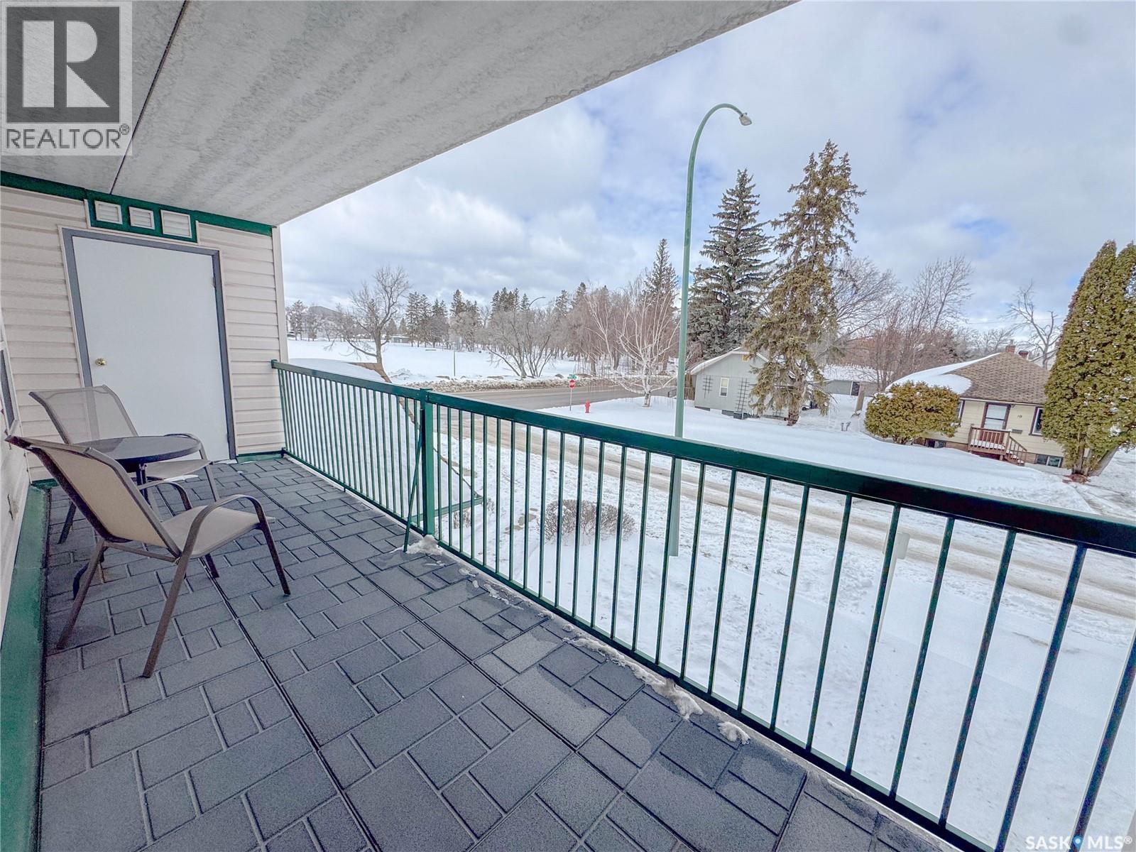 201 1 26Th Street E, Prince Albert, SK - Outdoor