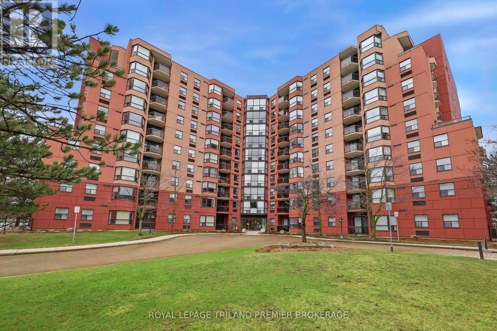 1004 - 600 Talbot Street, London East (East F), ON