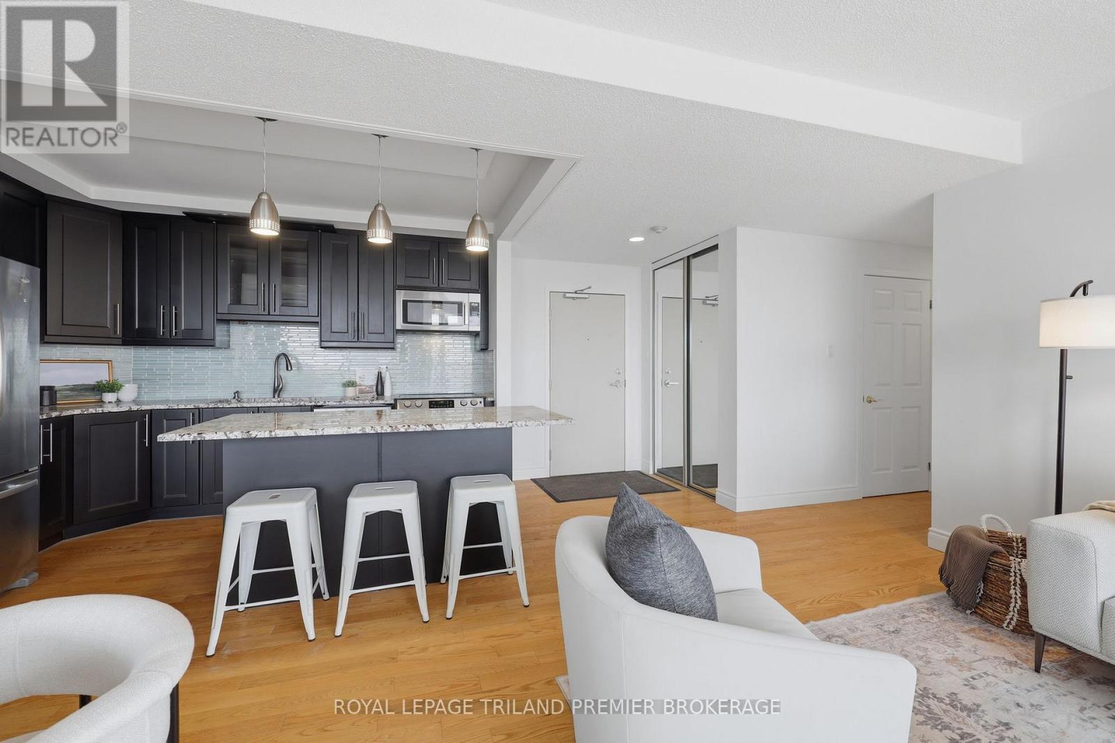 1004 - 600 Talbot Street, London East (East F), ON