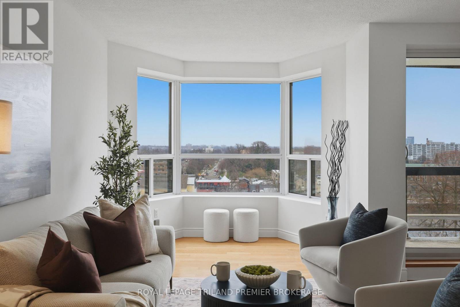 1004 - 600 Talbot Street, London East (East F), ON