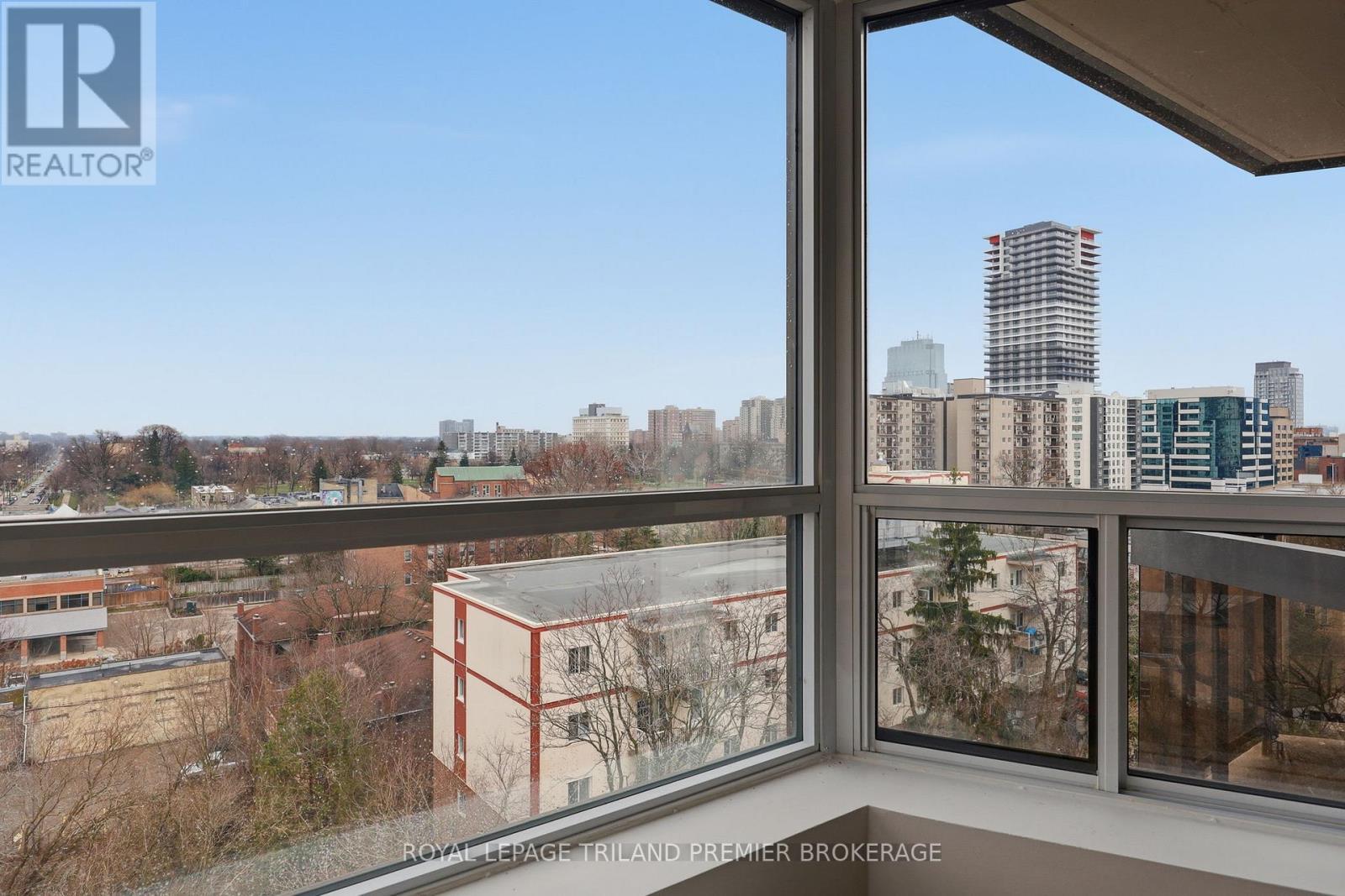 1004 - 600 Talbot Street, London East (East F), ON