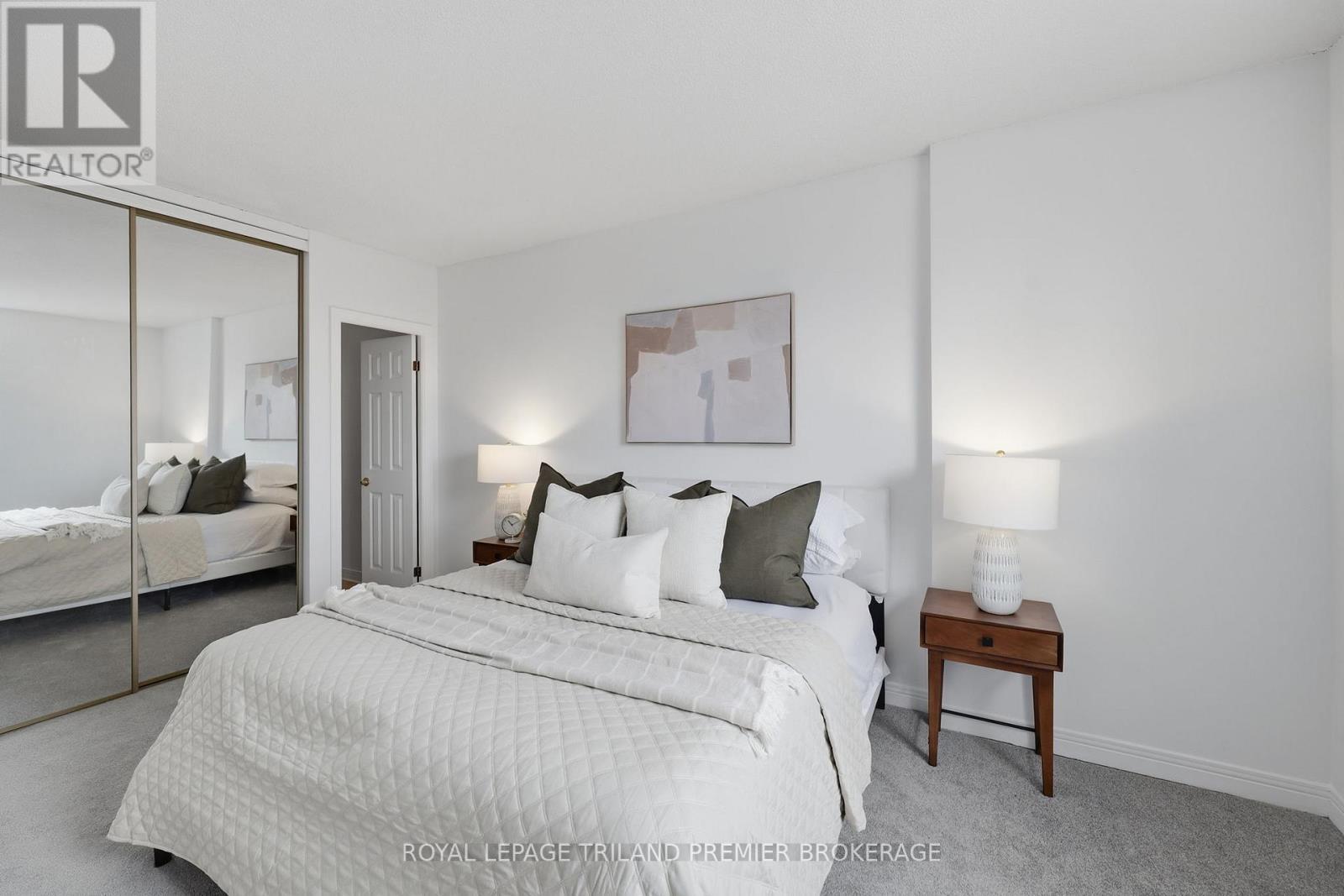 1004 - 600 Talbot Street, London East (East F), ON