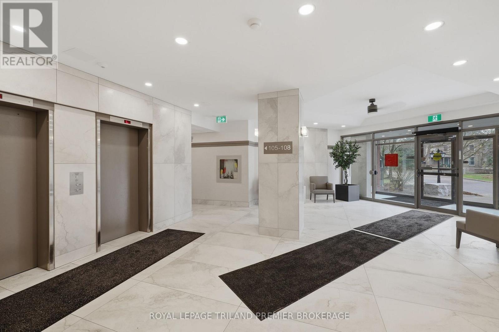 1004 - 600 Talbot Street, London East (East F), ON