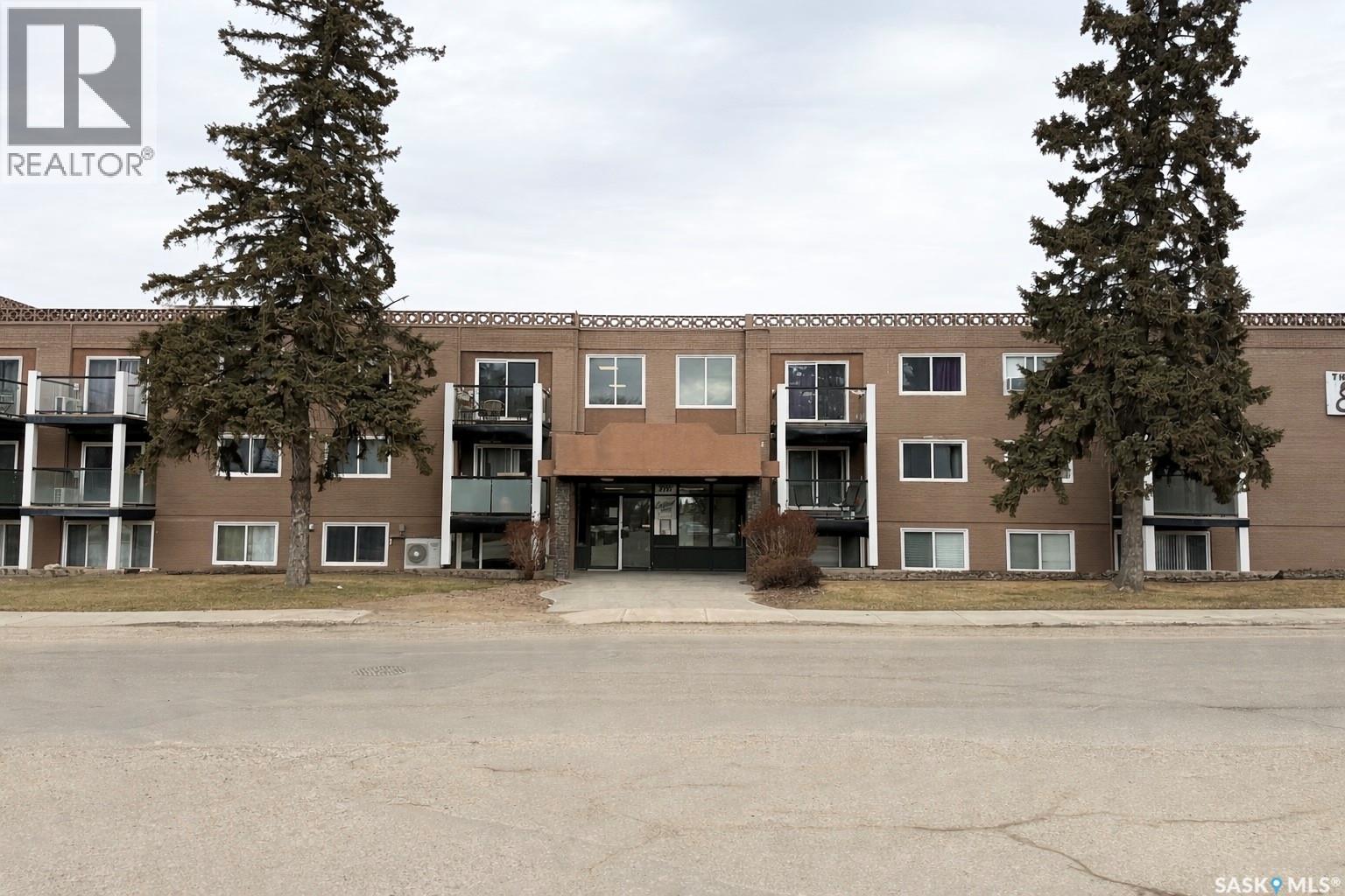 8 2707 7Th Street E, Saskatoon, SK - Outdoor With Facade