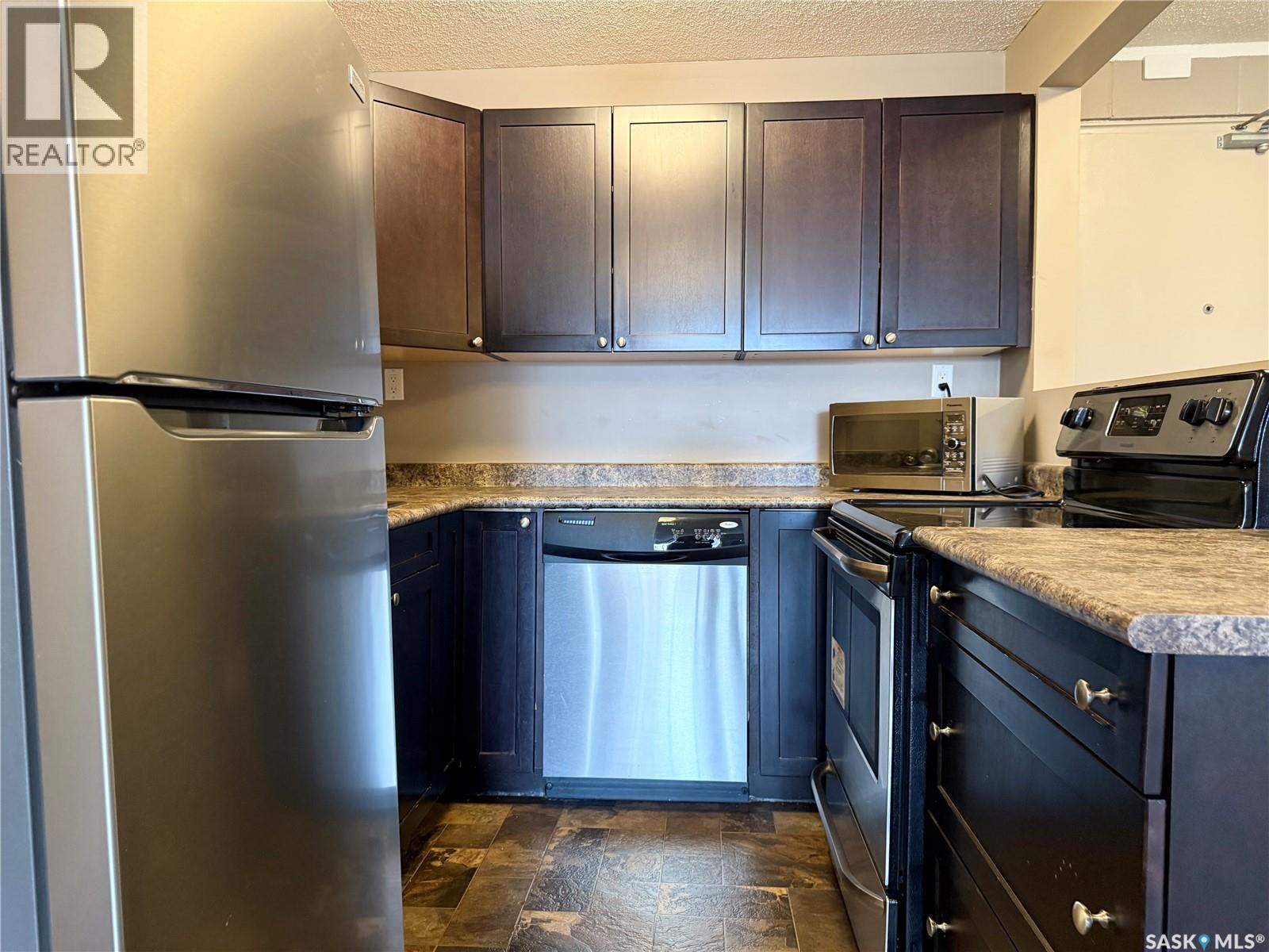 8 2707 7Th Street E, Saskatoon, SK - Indoor Photo Showing Kitchen