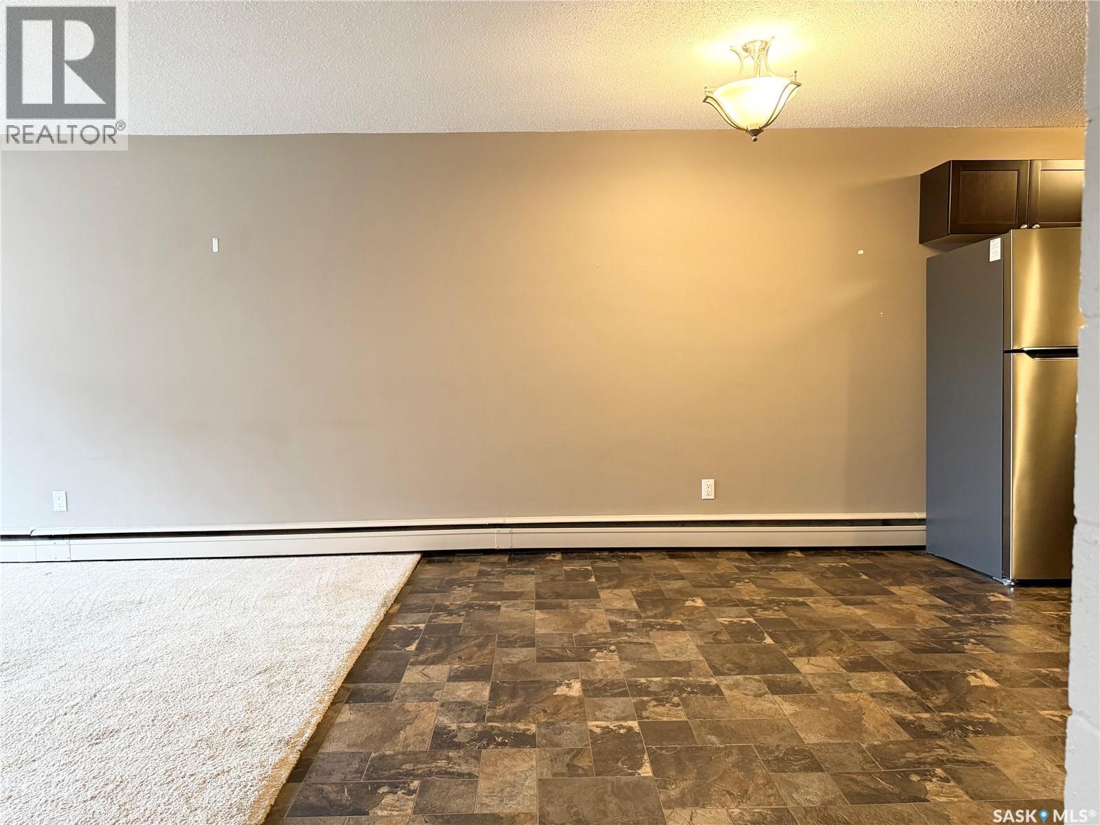 8 2707 7Th Street E, Saskatoon, SK - Indoor Photo Showing Other Room
