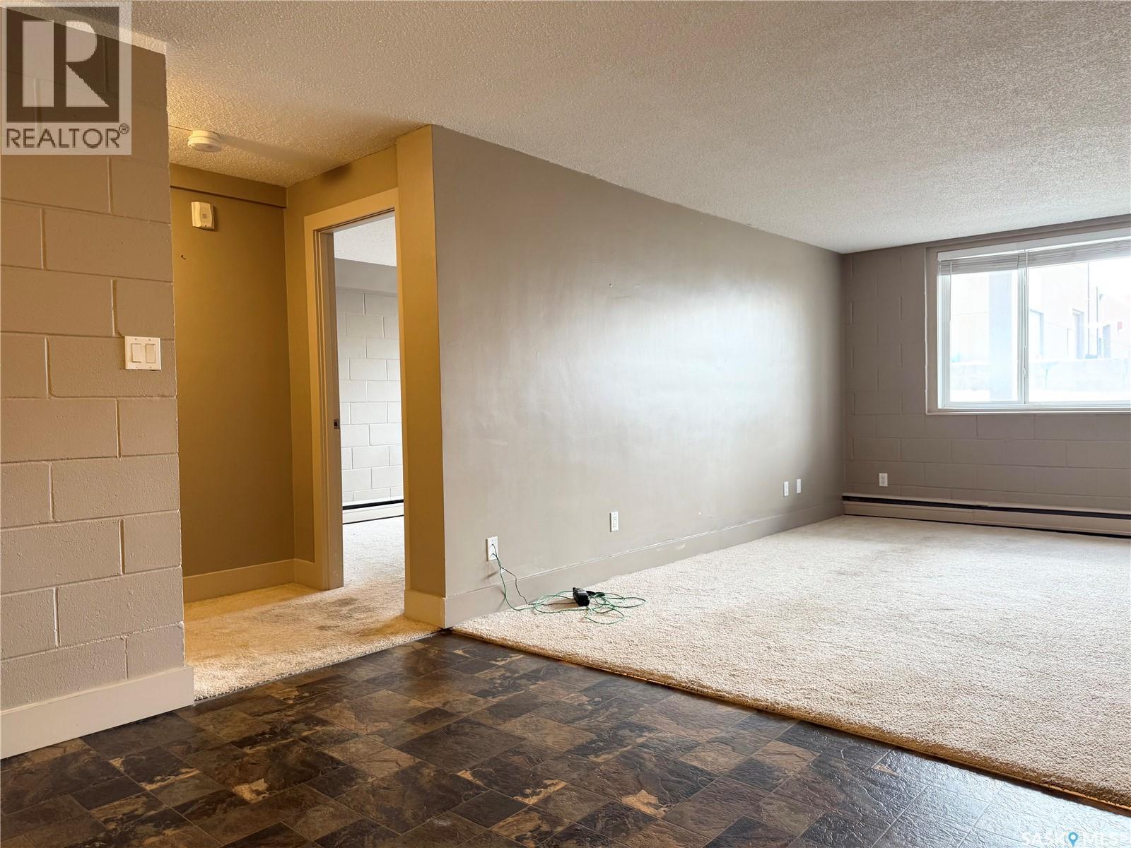 8 2707 7Th Street E, Saskatoon, SK - Indoor Photo Showing Other Room