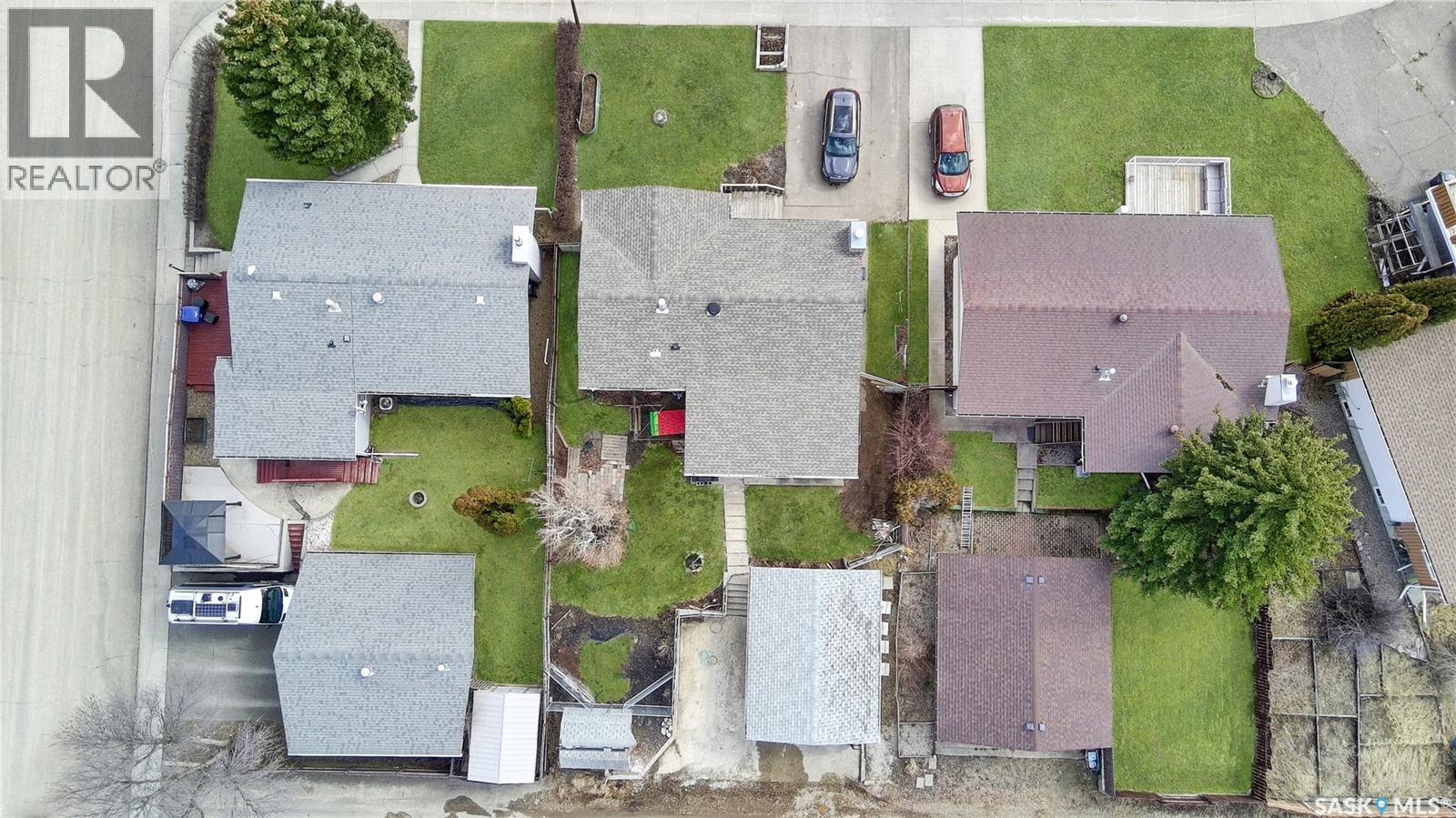 290 Burke Crescent, Swift Current, SK - Outdoor