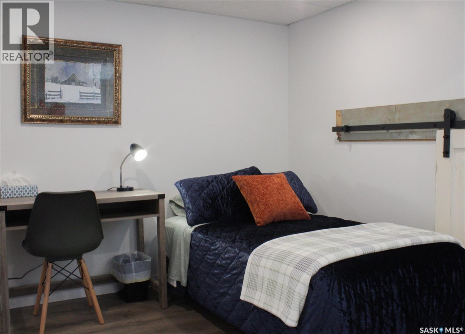 2014 3Rd Street, Rosthern, SK - Indoor Photo Showing Bedroom
