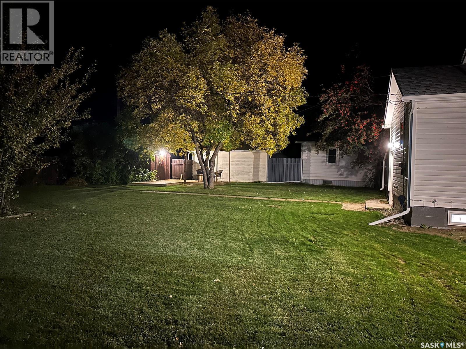 2014 3Rd Street, Rosthern, SK - Outdoor