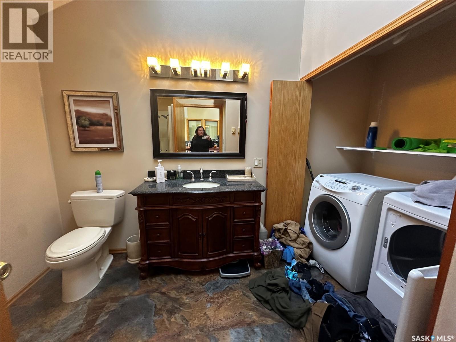 1604 Mahigan Crescent, Northern Admin District, SK - Indoor