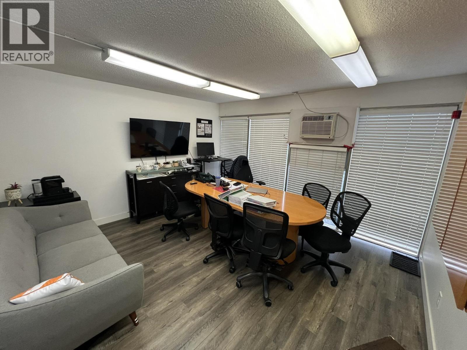 2647 Kingsway, Vancouver, BC