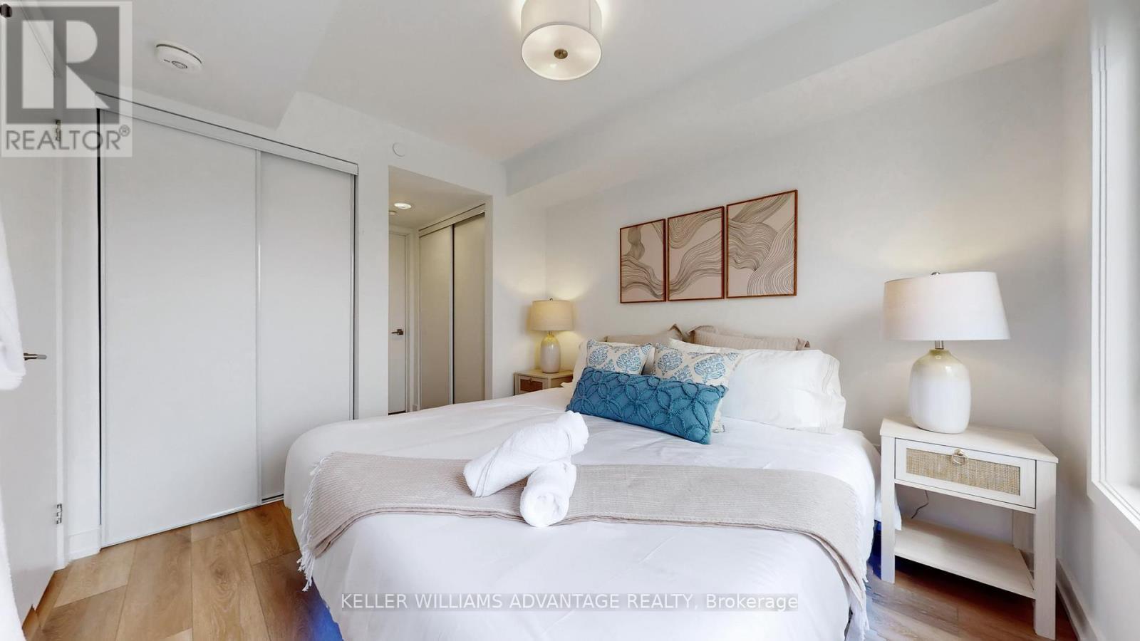 2 - 1479 O'Connor Drive, Toronto, ON - Indoor Photo Showing Bedroom