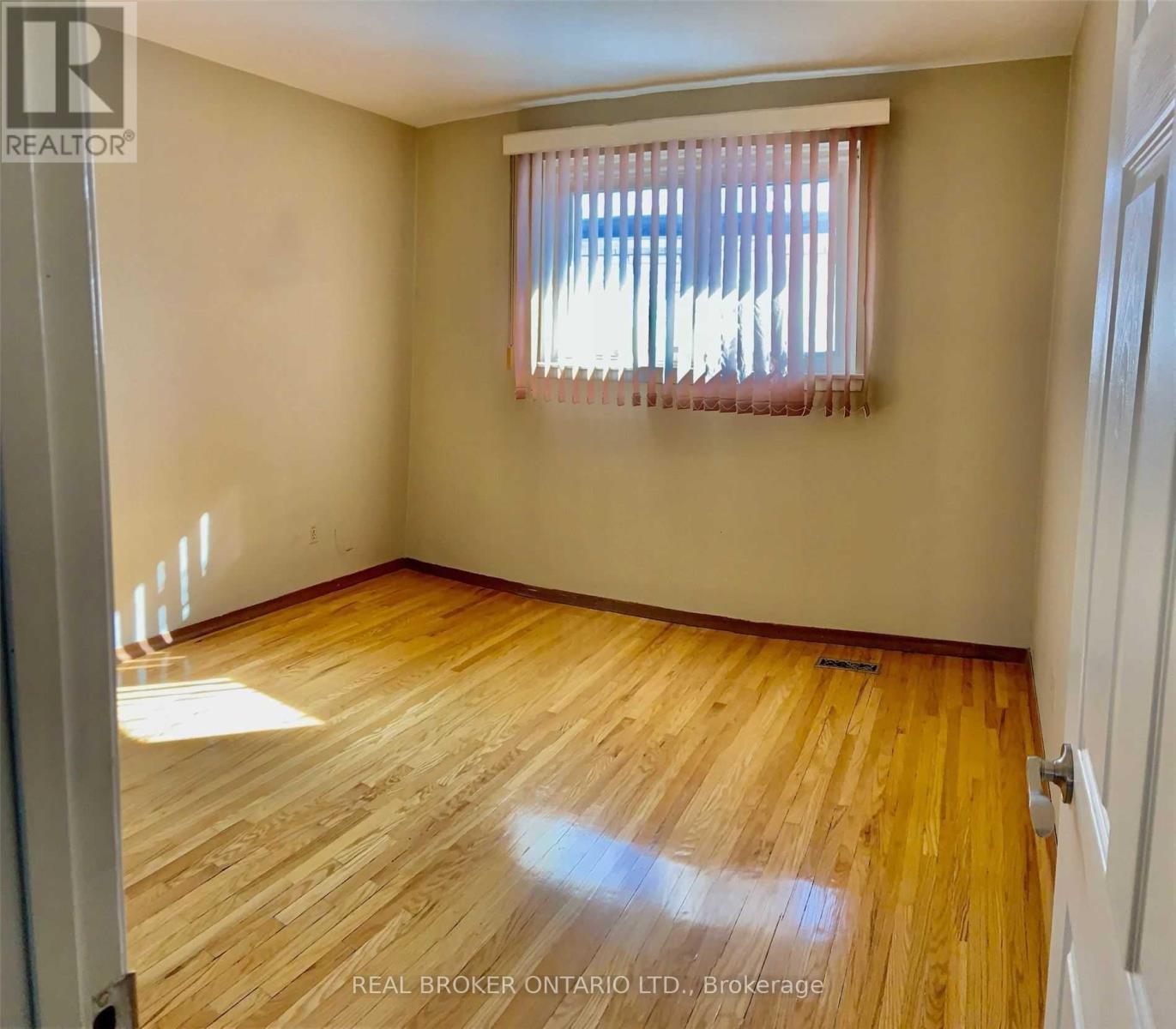 3364 Cedar Creek Drive, Mississauga, ON - Indoor Photo Showing Other Room