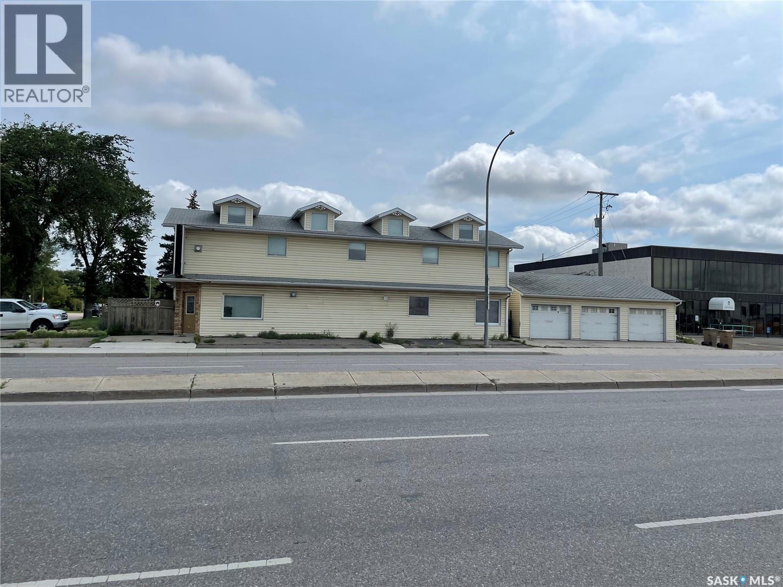 1905 Park Street, Regina, SK