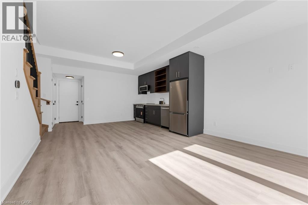 132 Everett Common, St. Catharines, ON - Indoor