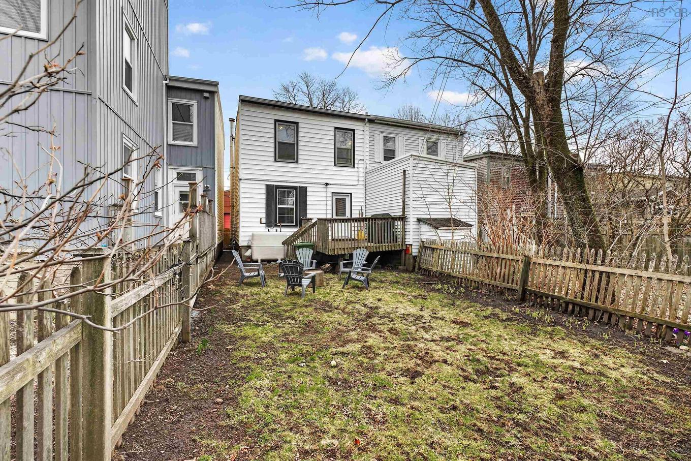2490 John Street, Halifax, NS