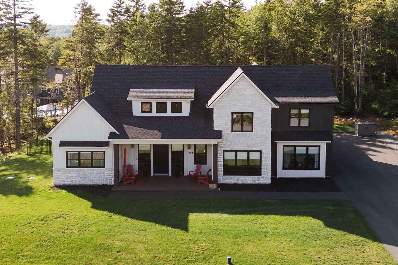 48 Heatherton Crescent, Fall River, NS