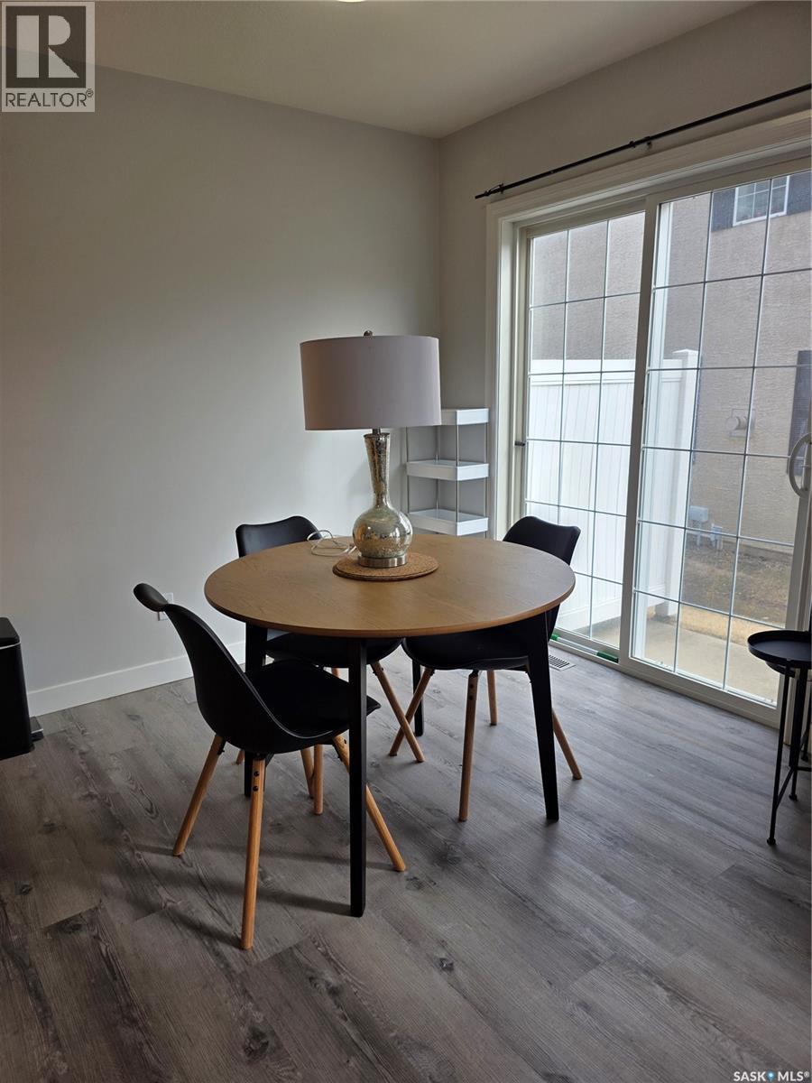 36 103 Banyan Crescent, Saskatoon, SK - Indoor Photo Showing Dining Room