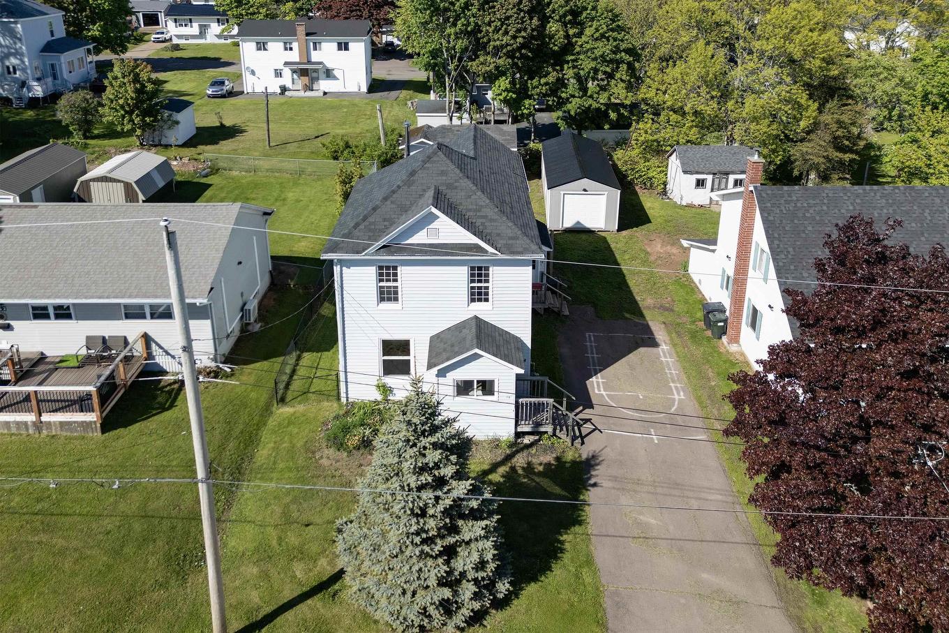 14 Allison Avenue, Amherst, NS
