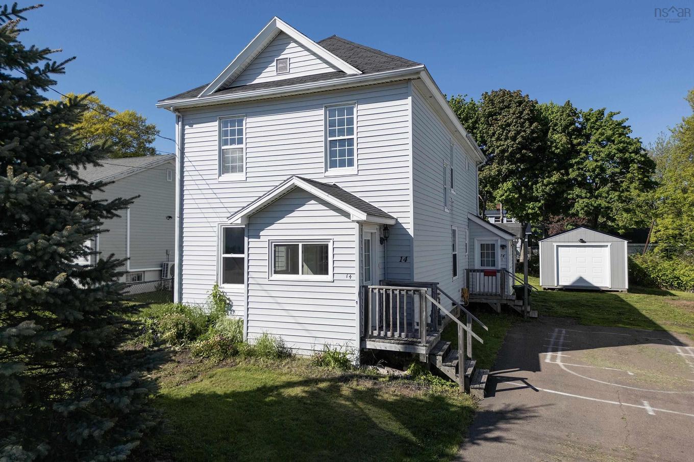 14 Allison Avenue, Amherst, NS