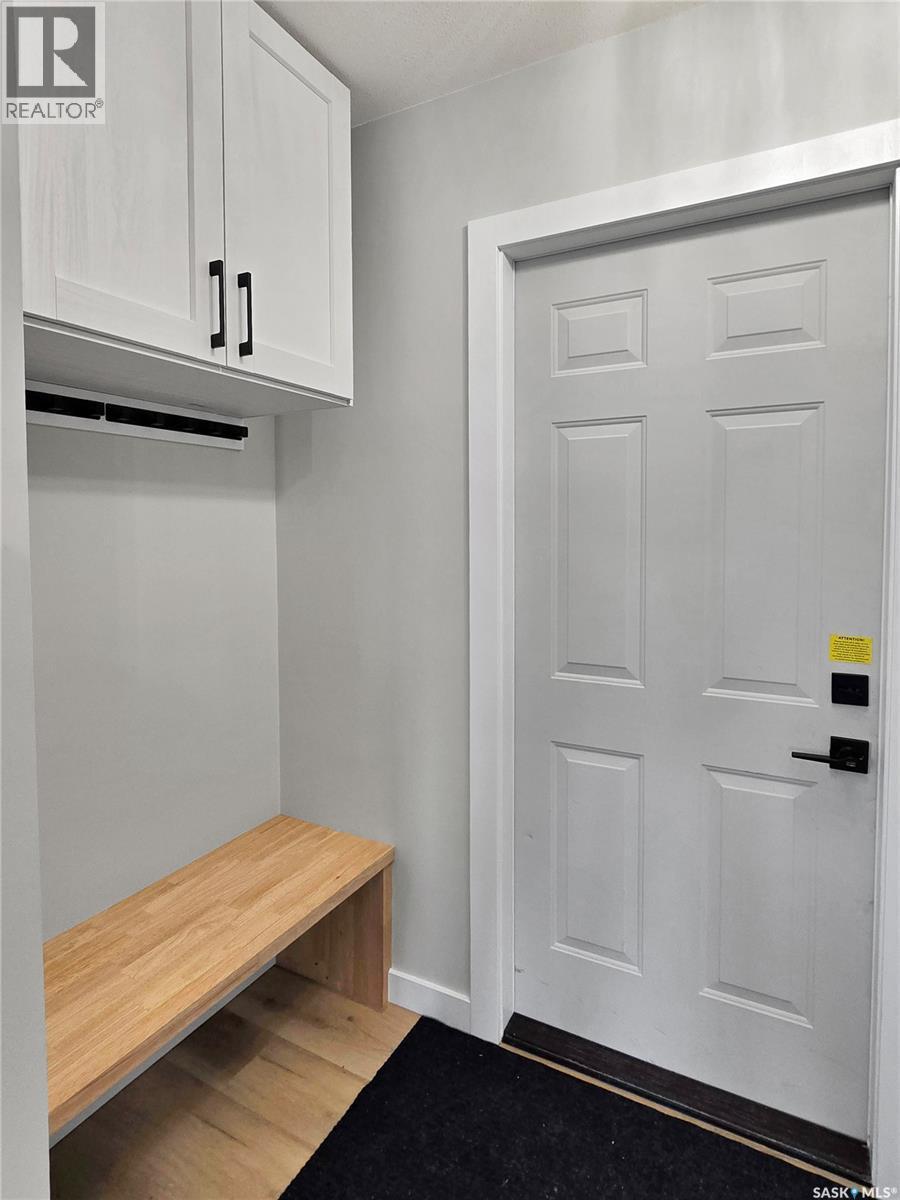 1017 Mcmillan Avenue, Saskatoon, SK - Indoor Photo Showing Other Room