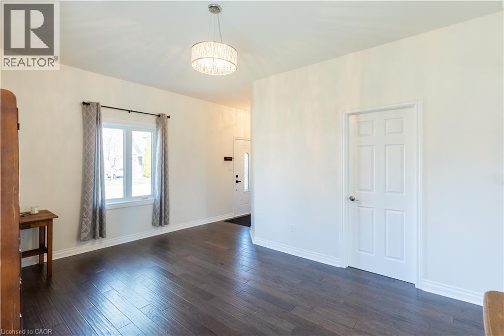 621 Rosseau Road, Hamilton, ON - Indoor Photo Showing Other Room