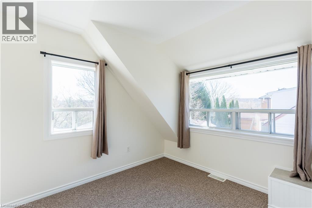 621 Rosseau Road, Hamilton, ON - Indoor Photo Showing Other Room