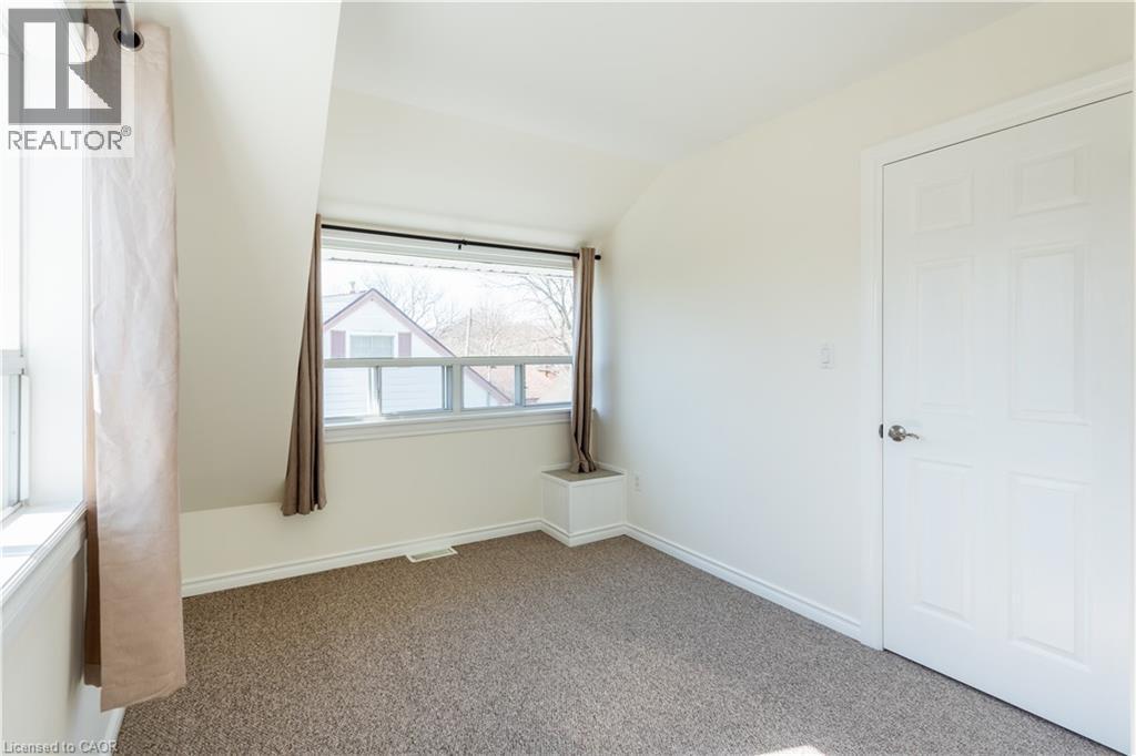 621 Rosseau Road, Hamilton, ON - Indoor Photo Showing Other Room