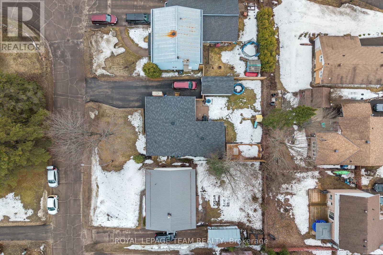 25 Frontenac Crescent, Deep River, ON - Outdoor