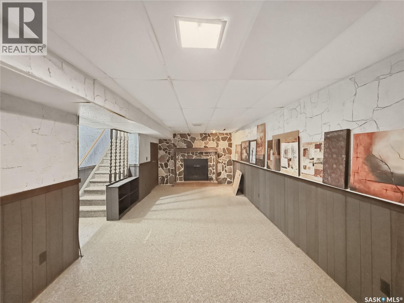 231 Elliott Place, Swift Current, SK - Indoor Photo Showing Other Room