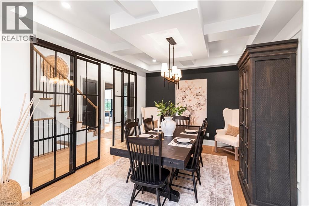 Dining area - 253 Central Avenue, Grimsby, ON