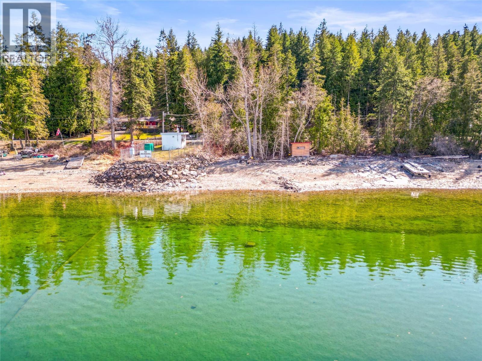 3071 Cedar Drive, Blind Bay, BC