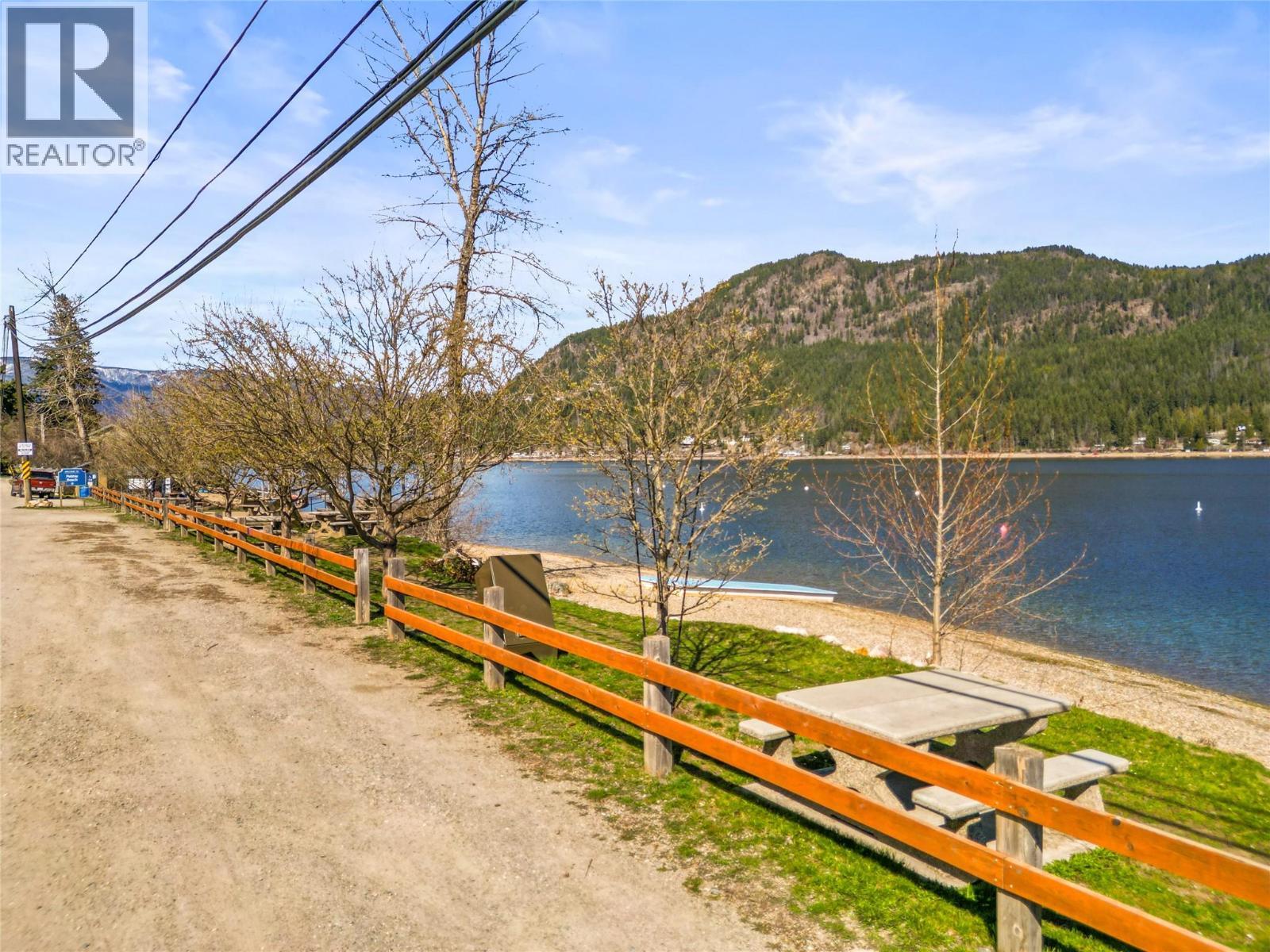 3071 Cedar Drive, Blind Bay, BC