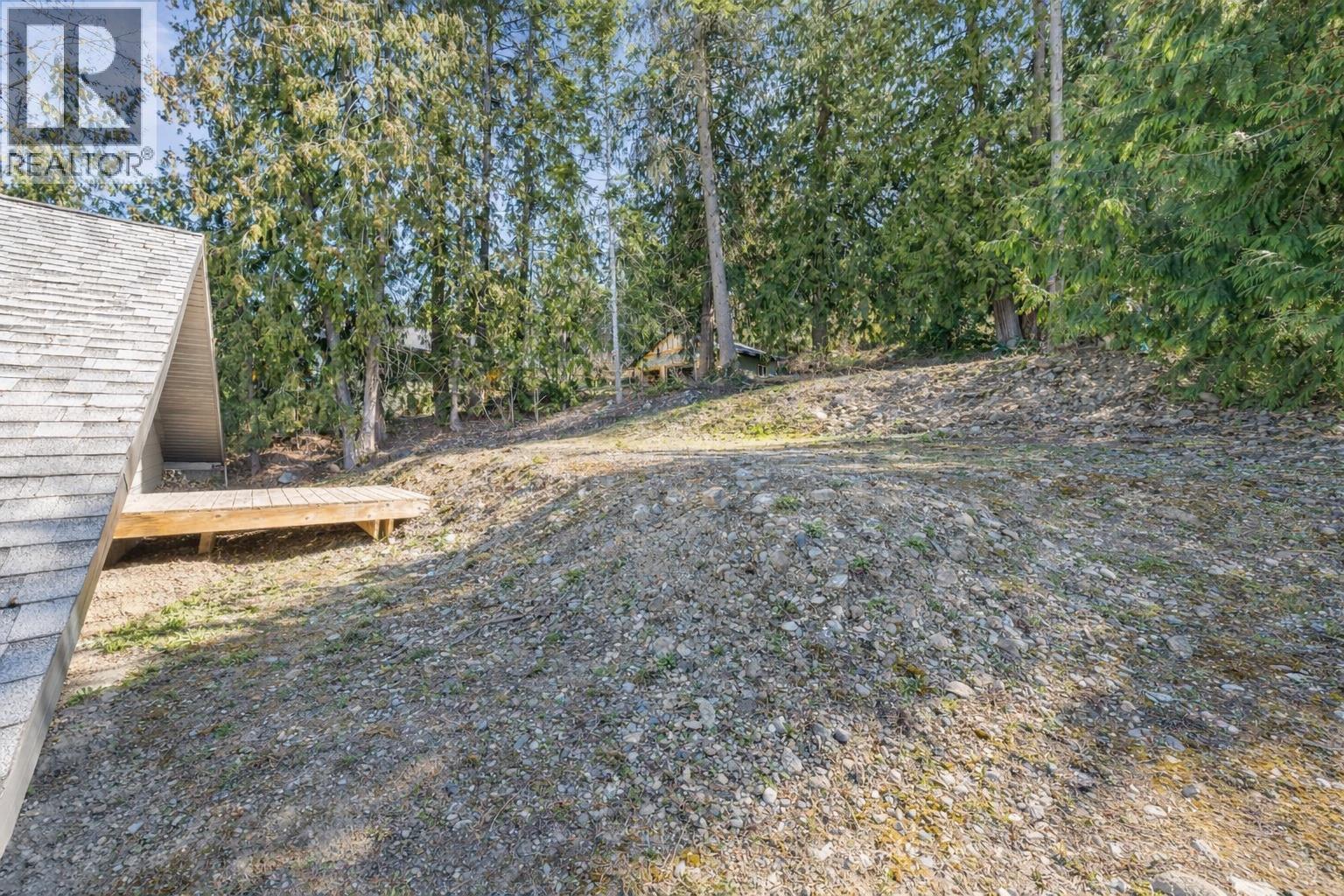 3071 Cedar Drive, Blind Bay, BC