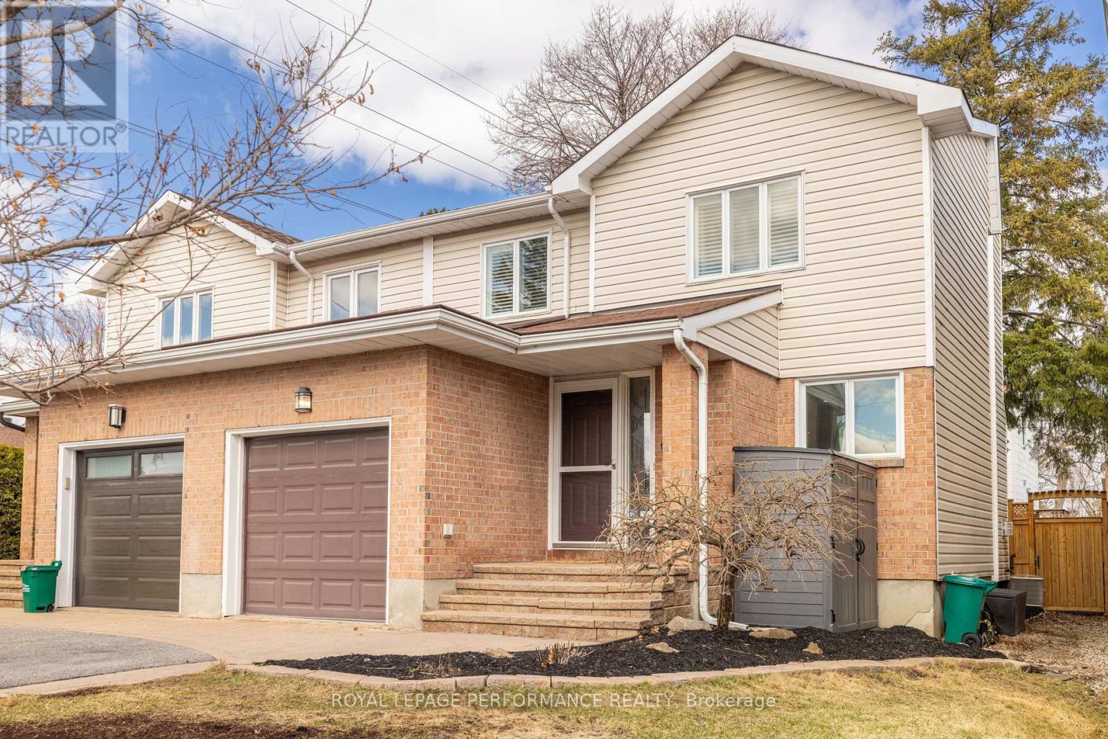 219 Switzer Avenue, Ottawa, ON - Outdoor With Exterior