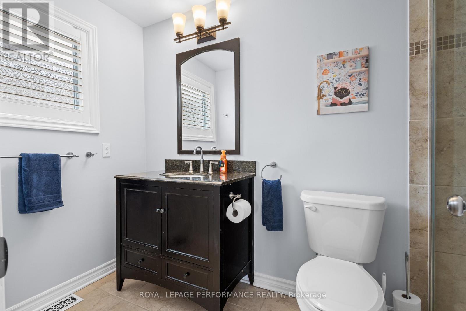 219 Switzer Avenue, Ottawa, ON - Indoor Photo Showing Bathroom
