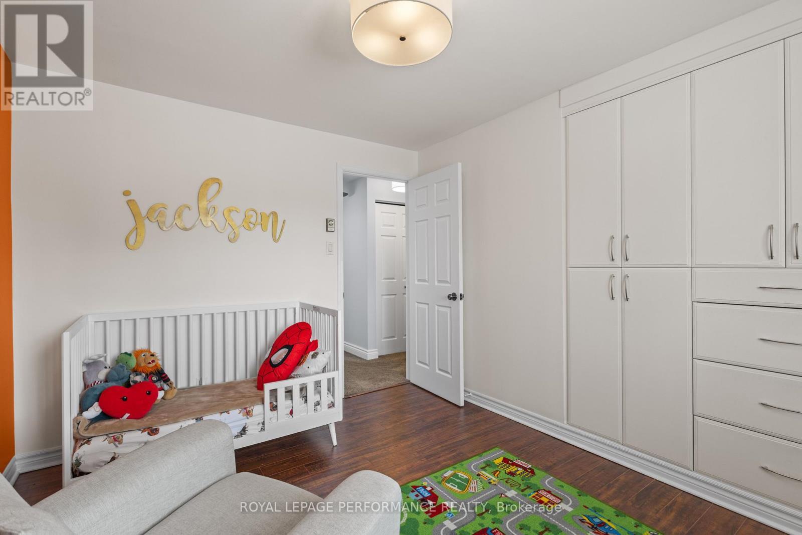 219 Switzer Avenue, Ottawa, ON - Indoor