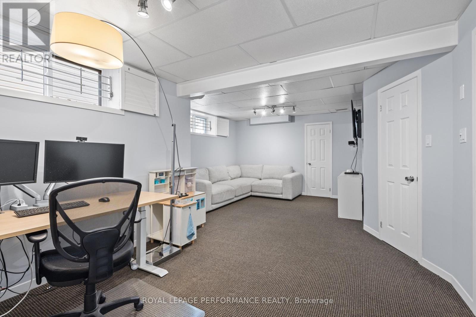 219 Switzer Avenue, Ottawa, ON - Indoor Photo Showing Office