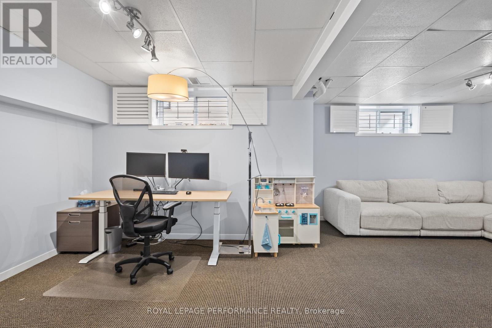 219 Switzer Avenue, Ottawa, ON - Indoor